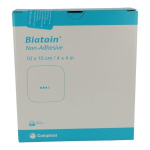 Biatain Schaumverband Nicht haftend 10 Stk. 10 x 10 cm